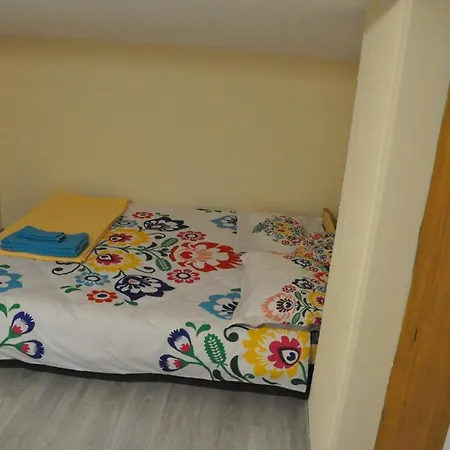 Chez Yaya Bogumiła Szeląg *