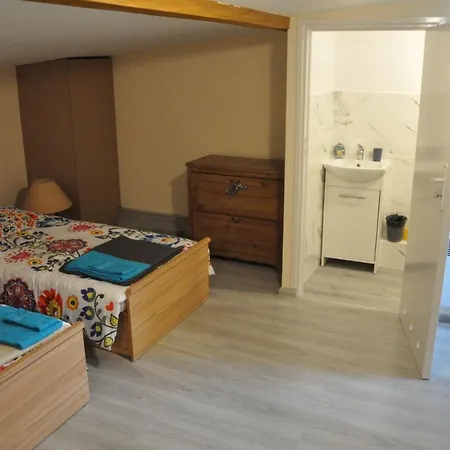 Kompleks wypoczynkowy Chez Yaya Bogumiła Szeląg